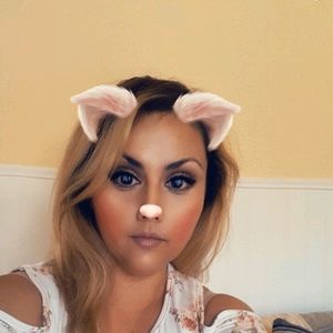 Meet your Posher, Marcela